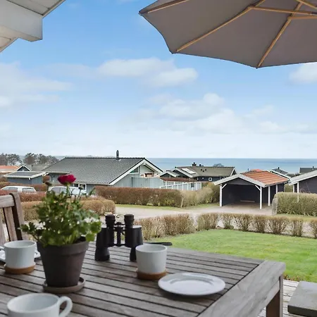 Holiday home Stunning In With Kitchen Sjolund